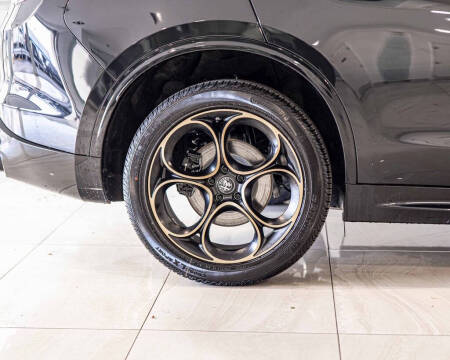 2025 Alfa Romeo Stelvio