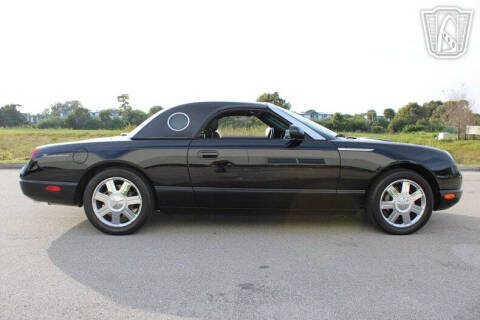 2005 Ford Thunderbird Deluxe