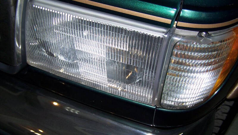 2000 Ford E-Series E-150