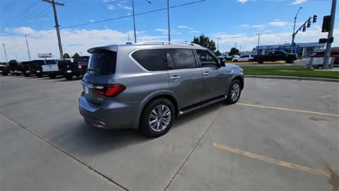 2020 Infiniti QX80 Luxe