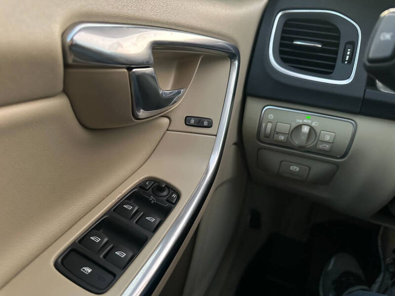 2015 Volvo S60 T5 Drive-E Premier