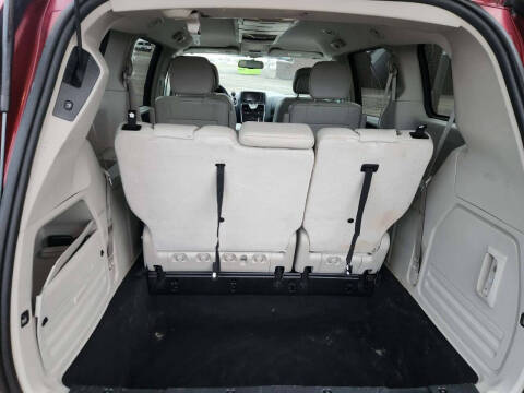 2013 Chrysler Town and Country Touring