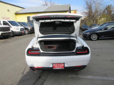 2022 Dodge Challenger SXT