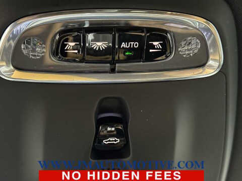 2017 Volvo XC90 T6 Momentum