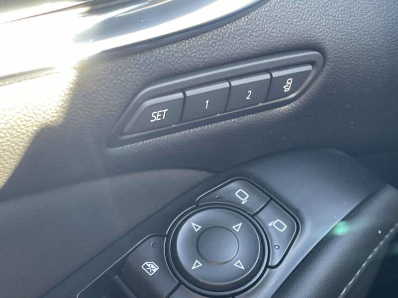 2022 Buick Enclave Avenir