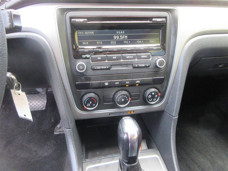 2014 Volkswagen Passat