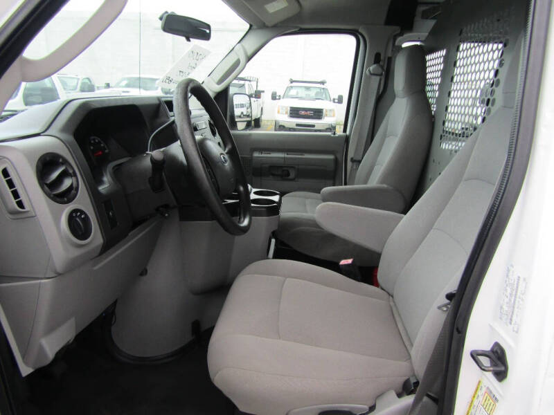 2010 Ford E-Series E-250