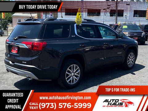 2017 GMC Acadia SLE-2
