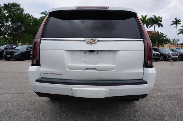 2019 Cadillac Escalade ESV Luxury