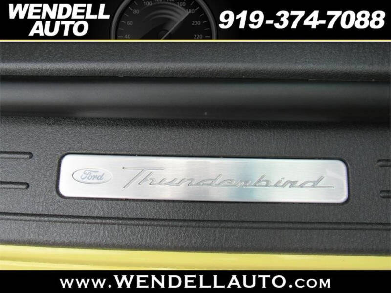 2002 Ford Thunderbird Deluxe