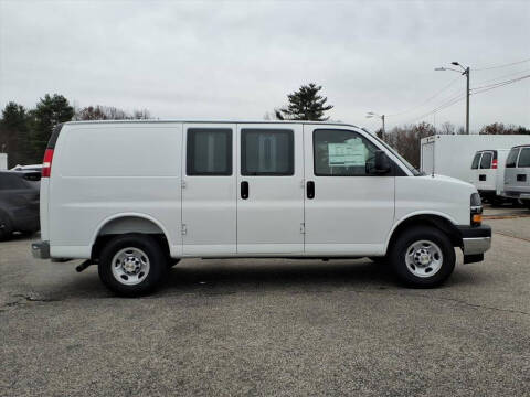 2025 Chevrolet Express 2500