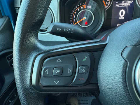 2025 Jeep Gladiator NightHawk