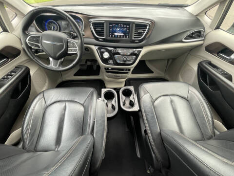 2019 Chrysler Pacifica Touring L