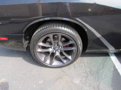 2010 Dodge Challenger SE