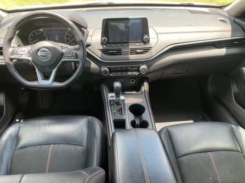 2020 Nissan Altima 2.5 SR