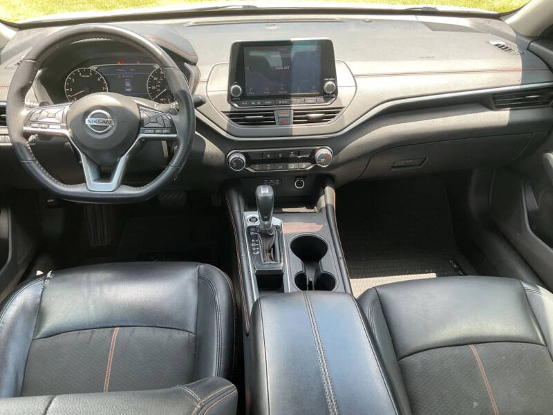 2020 Nissan Altima 2.5 SR