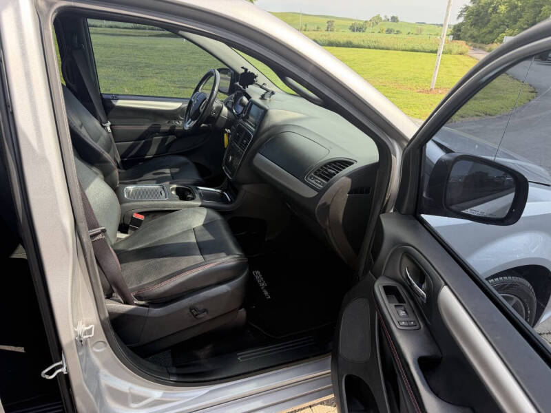 2016 Dodge Grand Caravan R/T