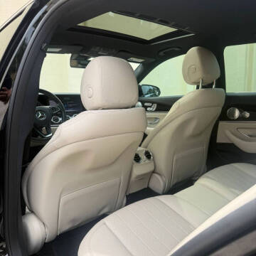 2017 Mercedes-Benz E-Class E 300 4MATIC