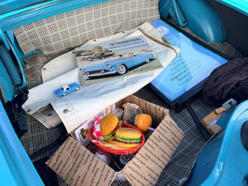 1956 Ford Thunderbird