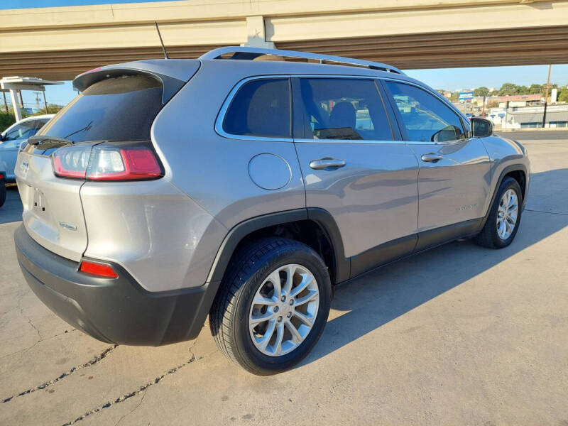 2019 Jeep Cherokee Latitude