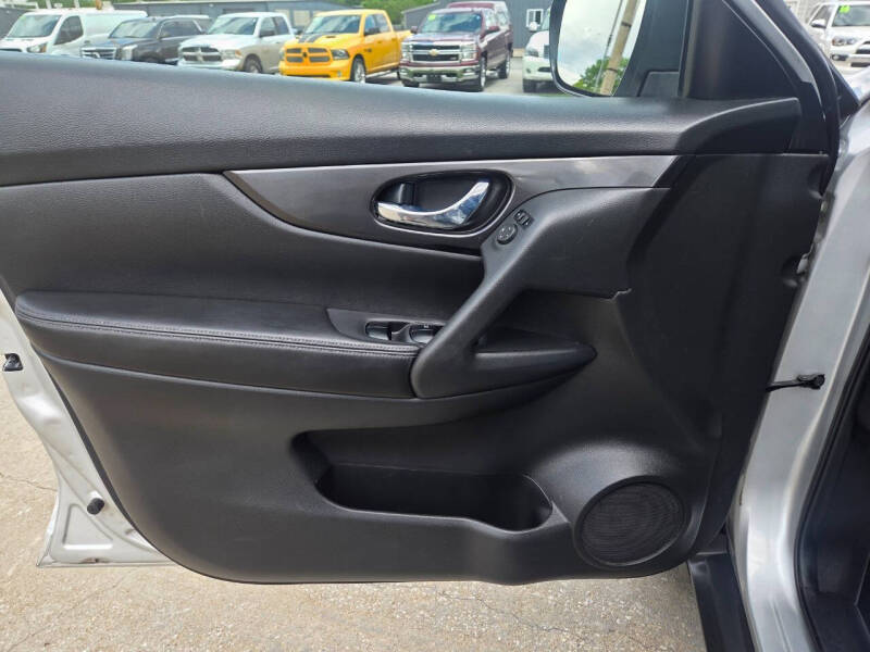 2017 Nissan Rogue S