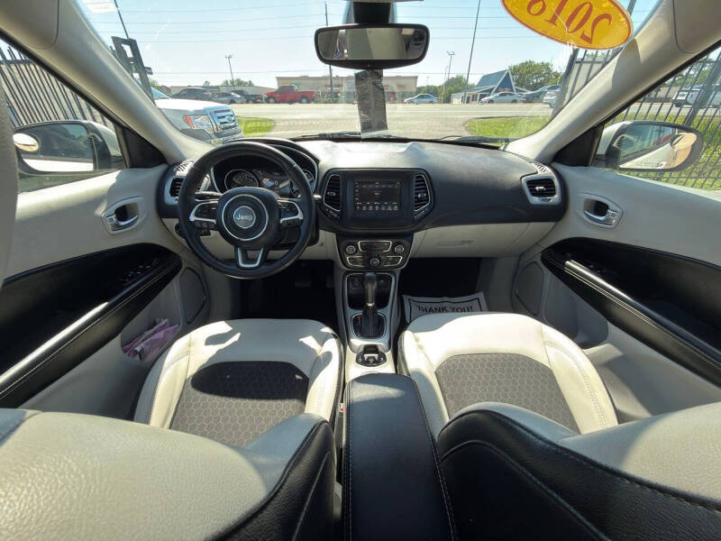 2018 Jeep Compass Sun and Wheel Edition