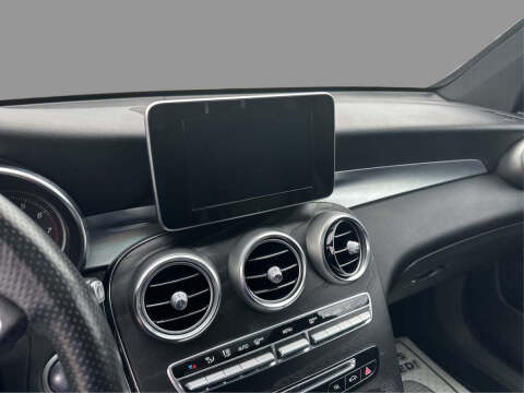 2017 Mercedes-Benz GLC GLC 300 4MATIC