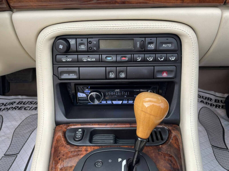 1997 Jaguar XK-Series XK8