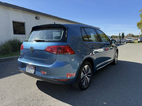 2016 Volkswagen e-Golf SE