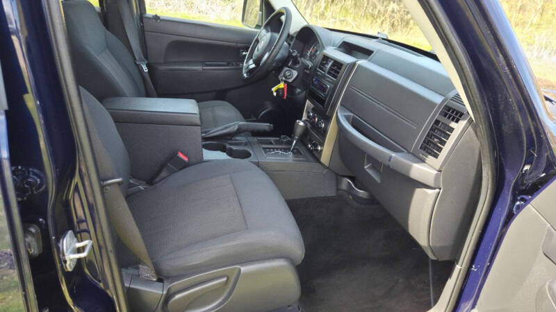 2012 Jeep Liberty Arctic