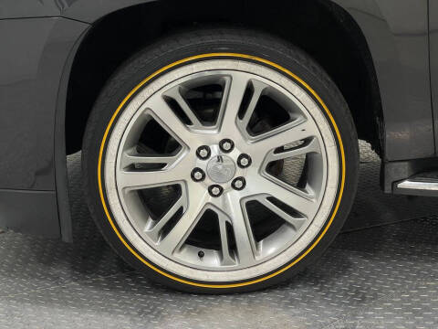 2016 Cadillac Escalade ESV Luxury Collection