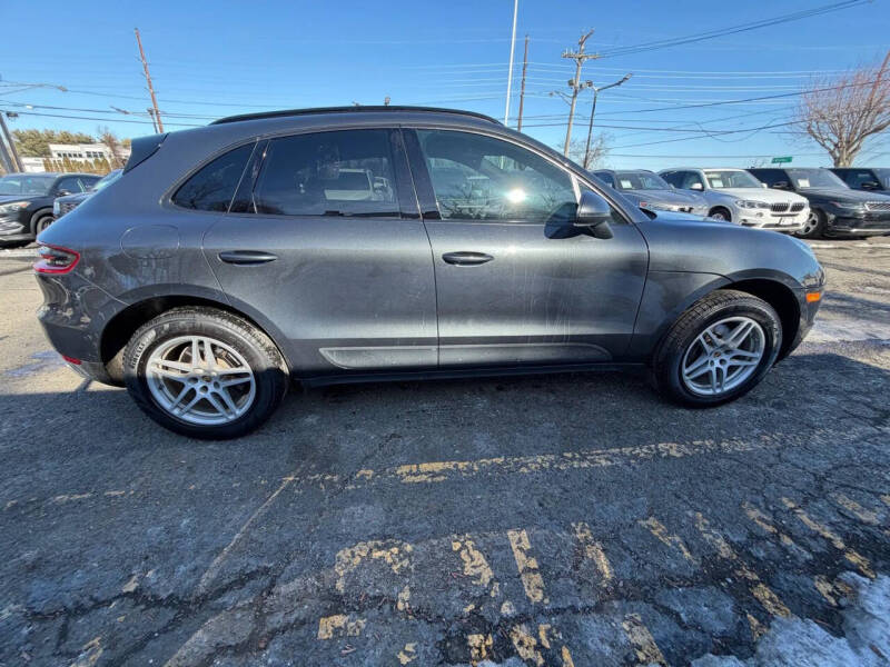 2018 Porsche Macan
