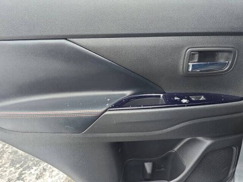 2020 Mitsubishi Outlander LE