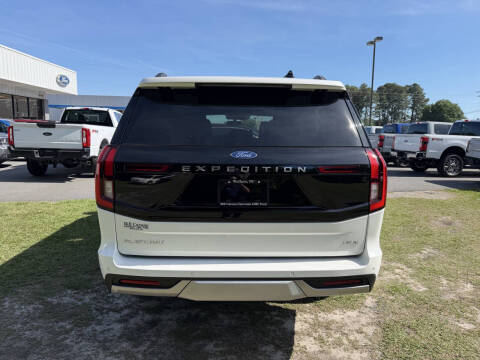 2026 Ford Expedition MAX Platinum