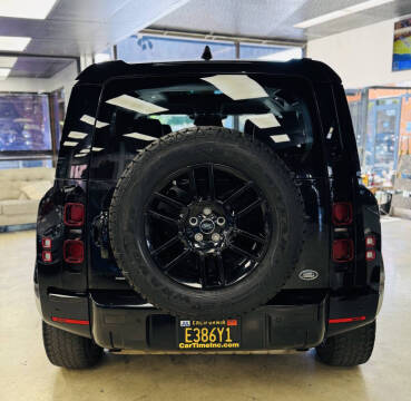 2020 Land Rover Defender 110 SE