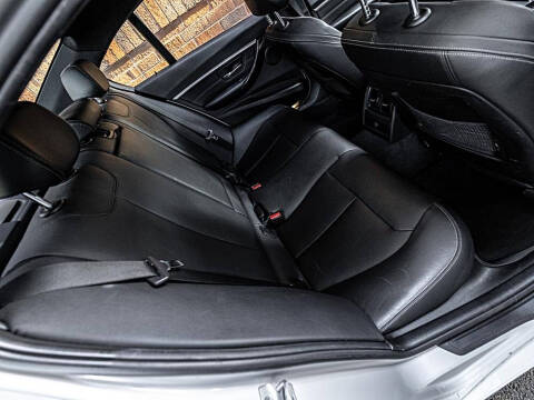 2016 BMW 3 Series 328i