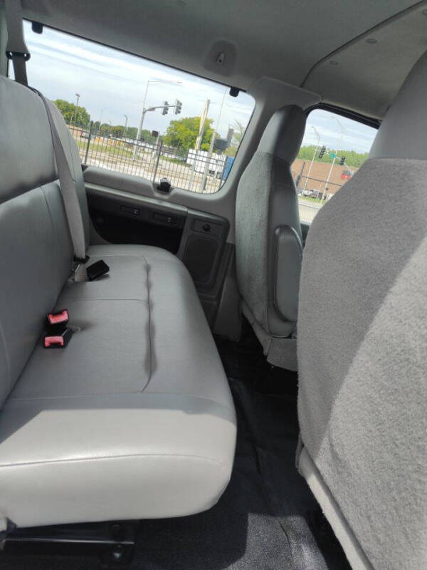 2011 Ford E-Series E-350 SD