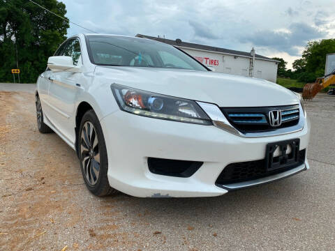 2015 Honda Accord Hybrid for sale at Tennessee Valley Wholesale Autos LLC in Huntsville AL