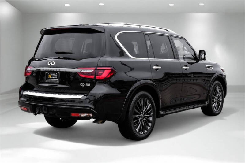 2022 Infiniti QX80 Premium Select