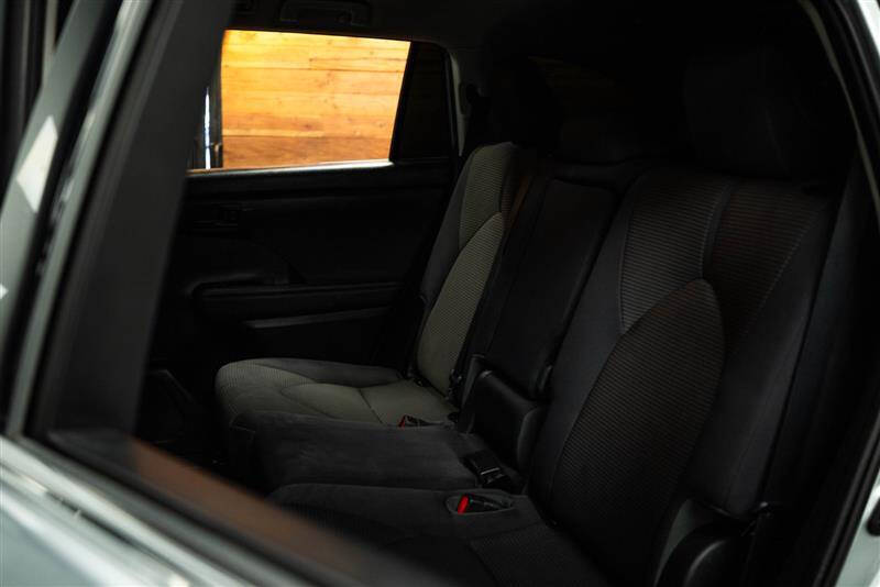 2020 Toyota Highlander Hybrid LE