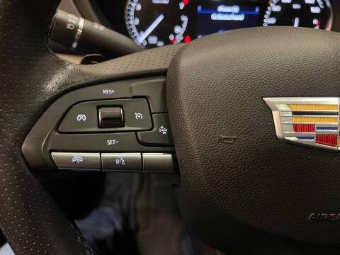 2023 Cadillac XT4 Sport