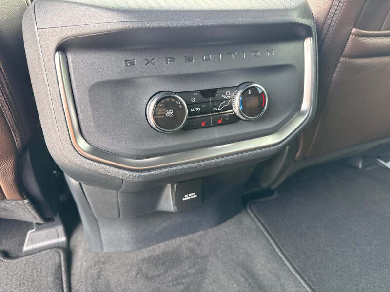 2026 Ford Expedition MAX King Ranch