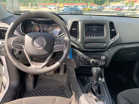 2019 Jeep Cherokee Latitude