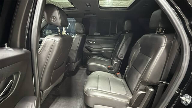 2022 Chevrolet Traverse LT Leather