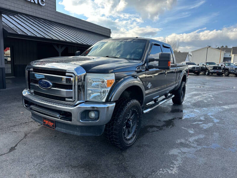 2011 Ford F-250 Super Duty Lariat photo 2