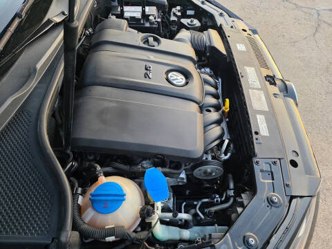 2013 Volkswagen Passat SE