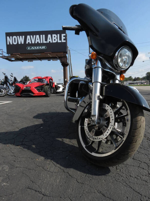 2023 Harley-Davidson Street Glide