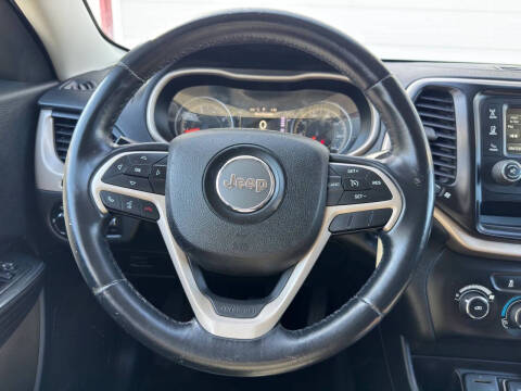 2015 Jeep Cherokee Sport