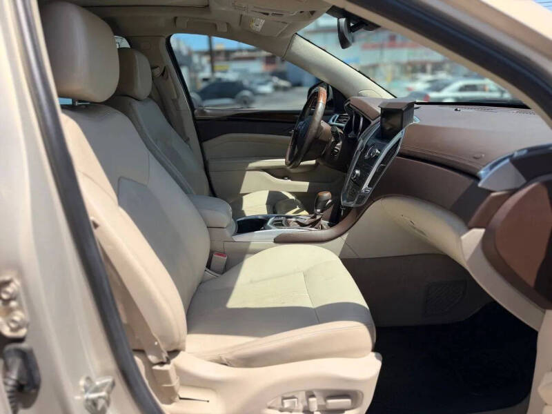 2010 Cadillac SRX Luxury Collection