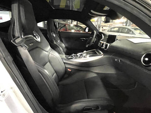 2016 Mercedes-Benz AMG GT S